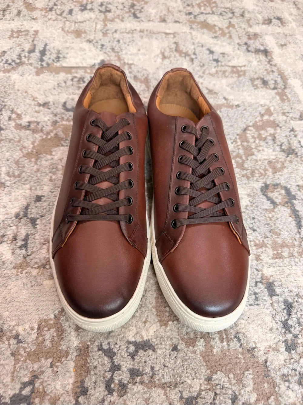 Premier Low Top